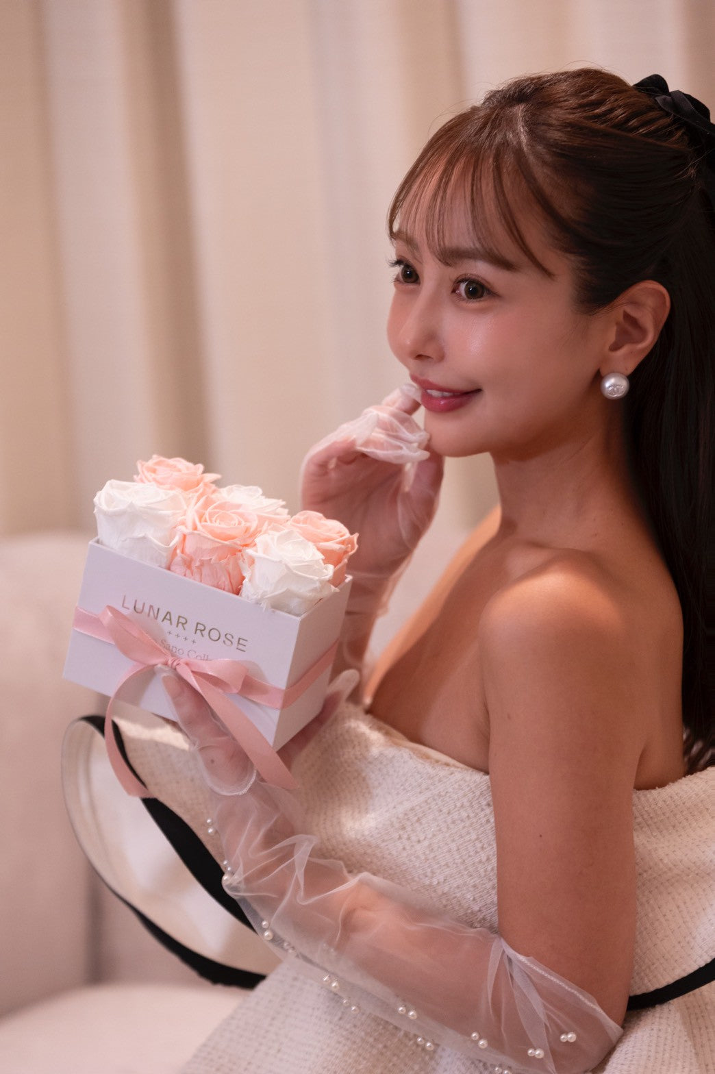 6 Roses - Yukiko Sano Collection