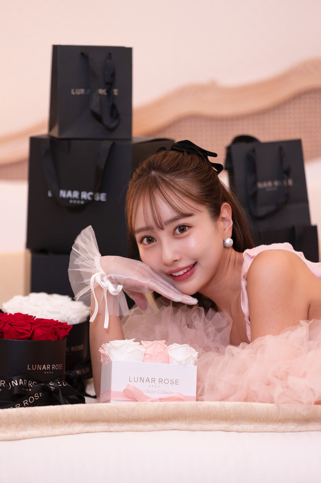 6 Roses - Yukiko Sano Collection